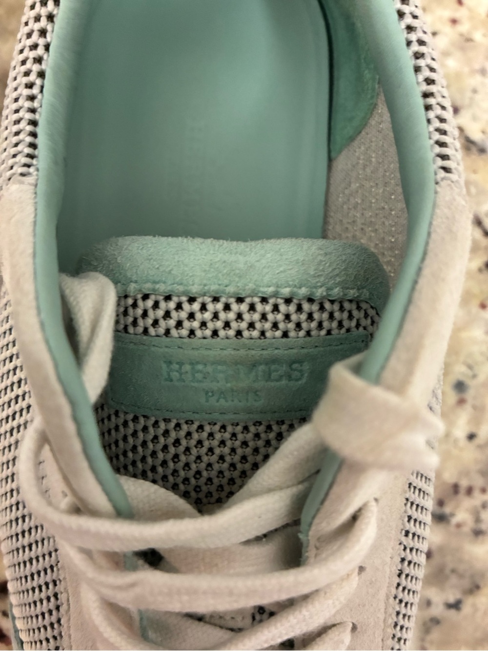 Hermès Women’s Bouncing Sneakers in a green and white Canvas and Suede - Picture 6 of 15